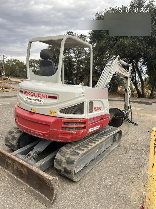 2020 TAKEUCHI TB250-2