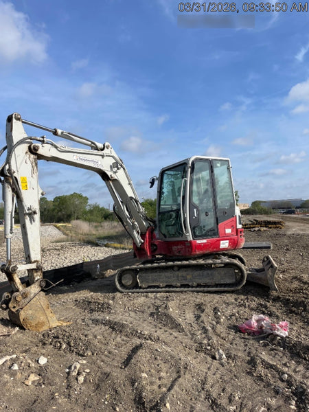 2022 TAKEUCHI TB250-2C