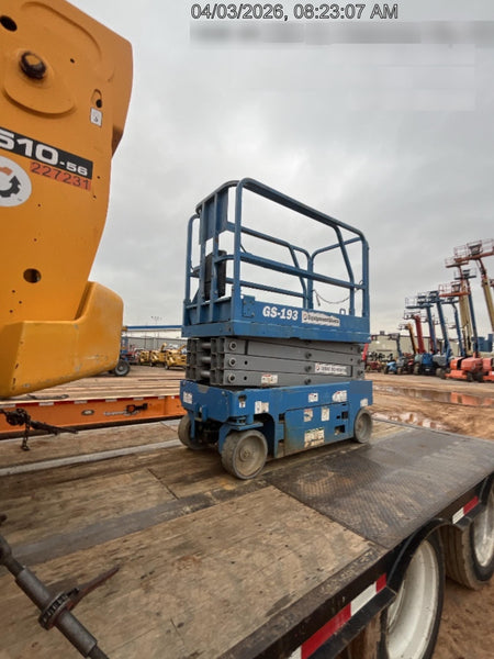 2019 Genie GS-1930 Fixed rails with chain Entry