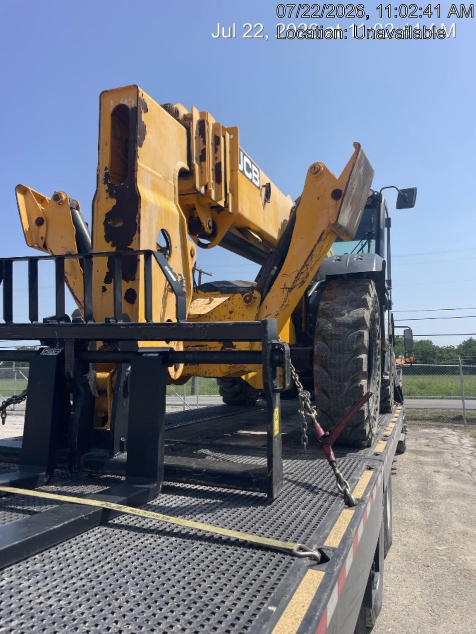2019 JCB 510-56 74 HP w/CAB/HVAC, Beacon, Worklights, Aux Hydraulics, Solid Tires 66" Carriage/60" Forks