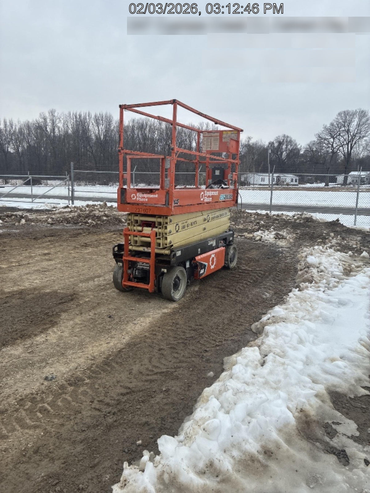 2022 JLG ES2632
