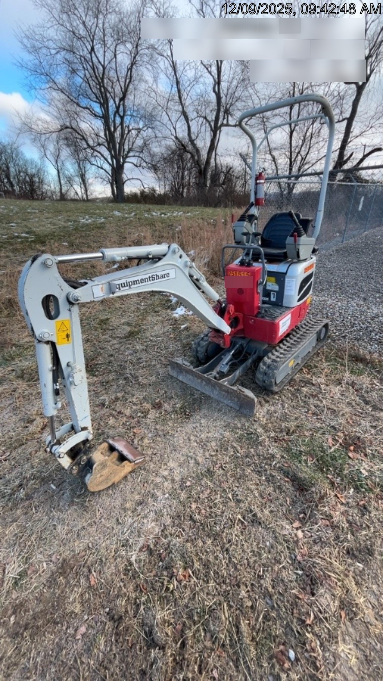 2022 TAKEUCHI TB210R