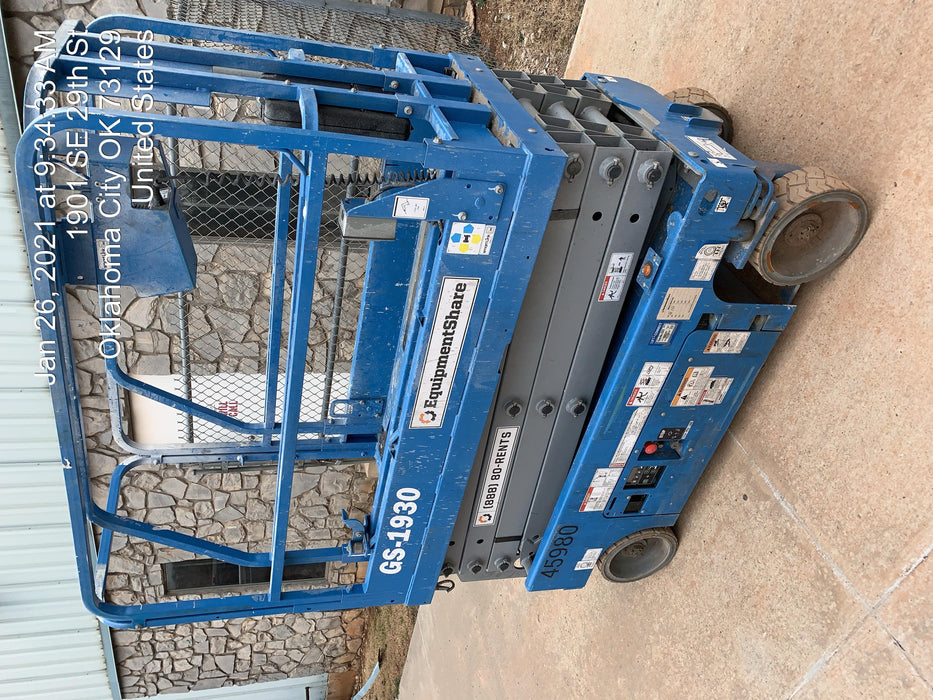 2019 Genie GS-1930 Fixed rails with chain Entry