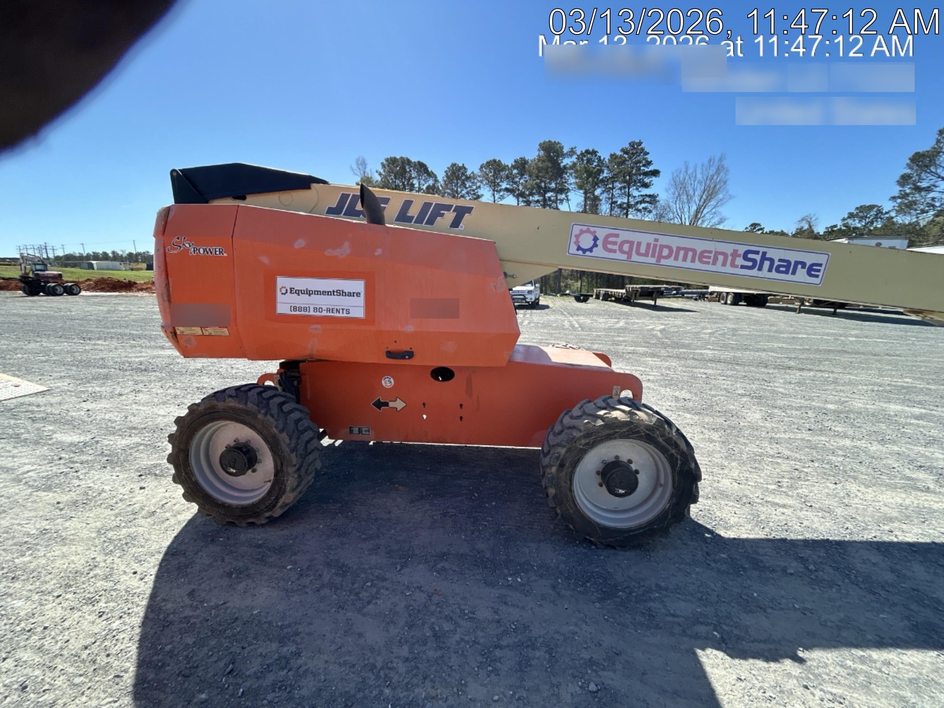 2016 JLG 660SJ