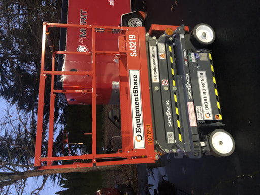 2020 Skyjack SJIII-3219 Solid NM Tires, Half height spring hinged entry gate, Dual Beacons, 800W Inverter