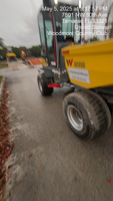 2025 WACKER NEUSON DW311 Cab Turf Tires