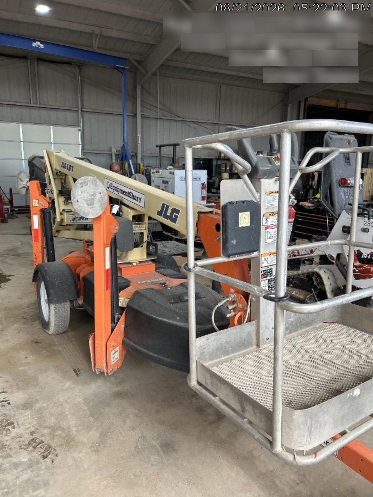 2022 JLG T350