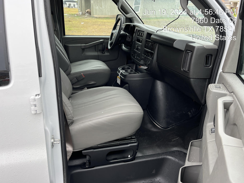 2023 CHEVROLET Express Van - Rental