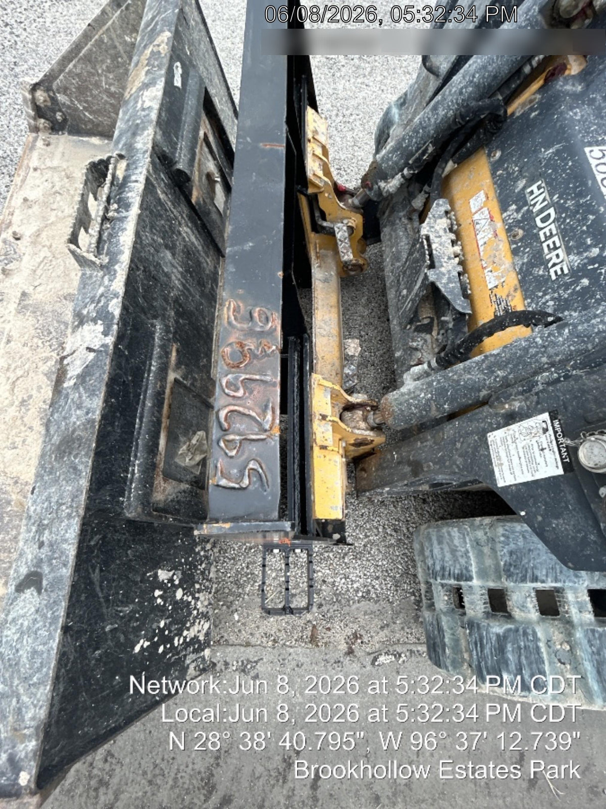 2025 ARROW MATERIAL HANDLING 24" Pallet Fork Frame