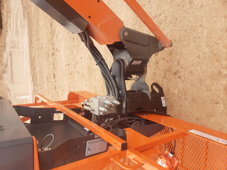 2019 JLG 600AJ