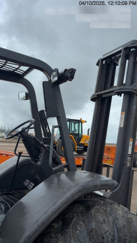 2021 CASE 586H