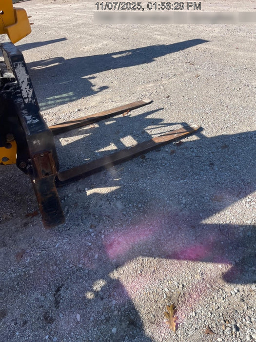 2020 JCB 510-56 Cab/Heat/Air, Solid Tires, Work Lights, Beacon, Aux Hydraulics, Back up Alarm, Lifting Eye, ES Decals