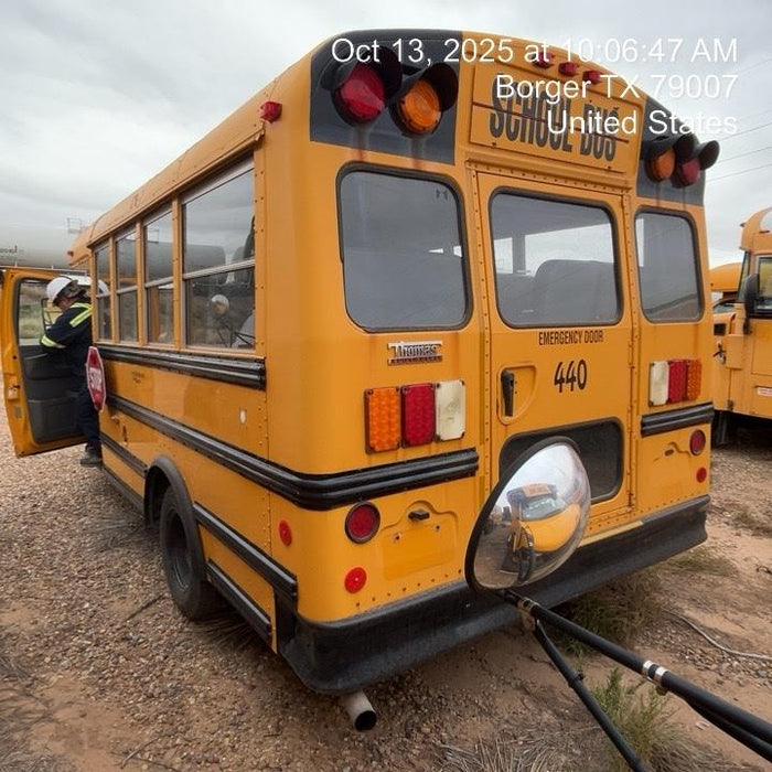 2014 CHEVROLET 3500 Bus