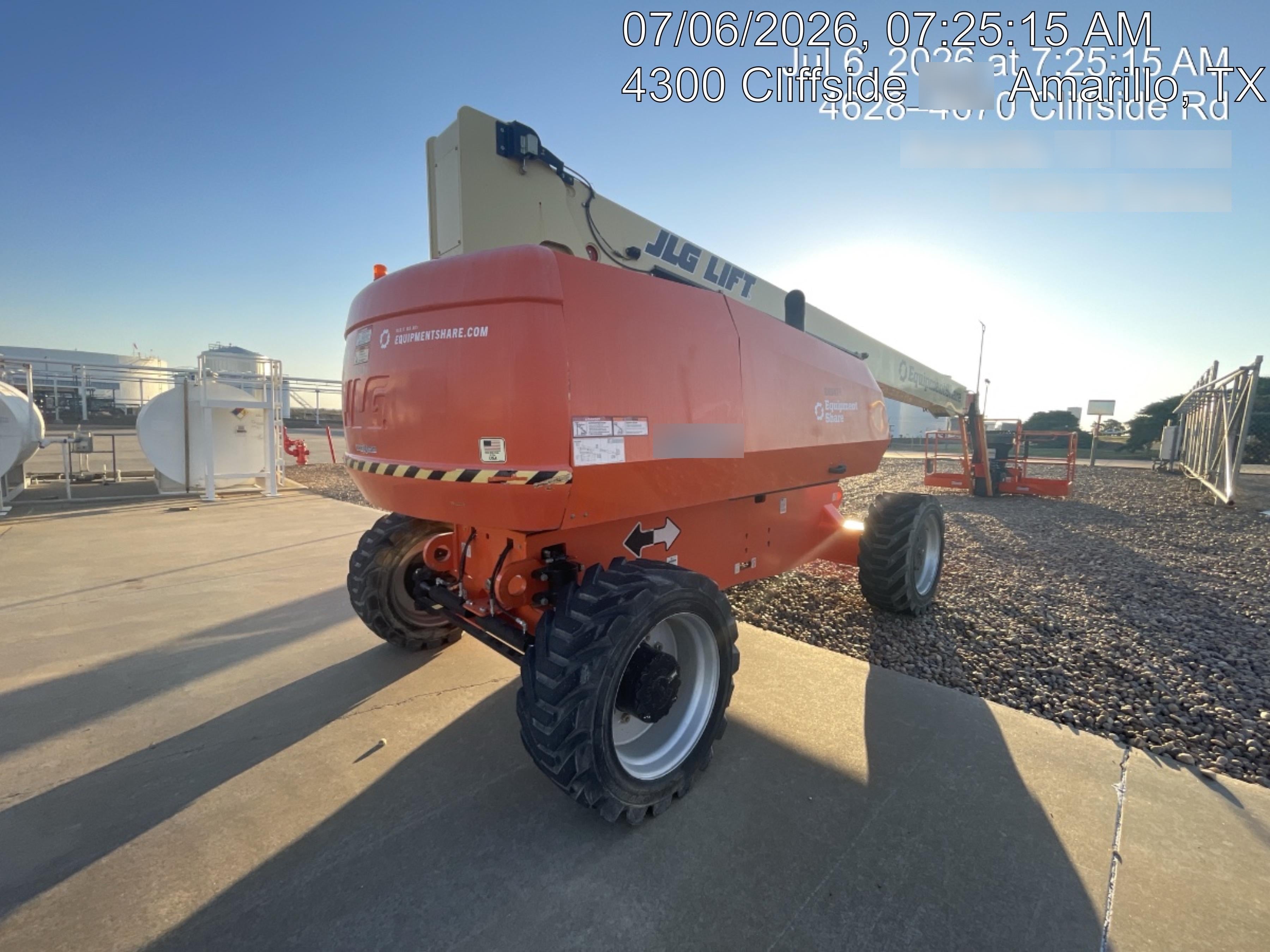 2022 JLG 860SJ
