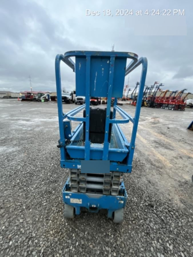 2019 Genie GS-1930 Fixed rails with chain Entry