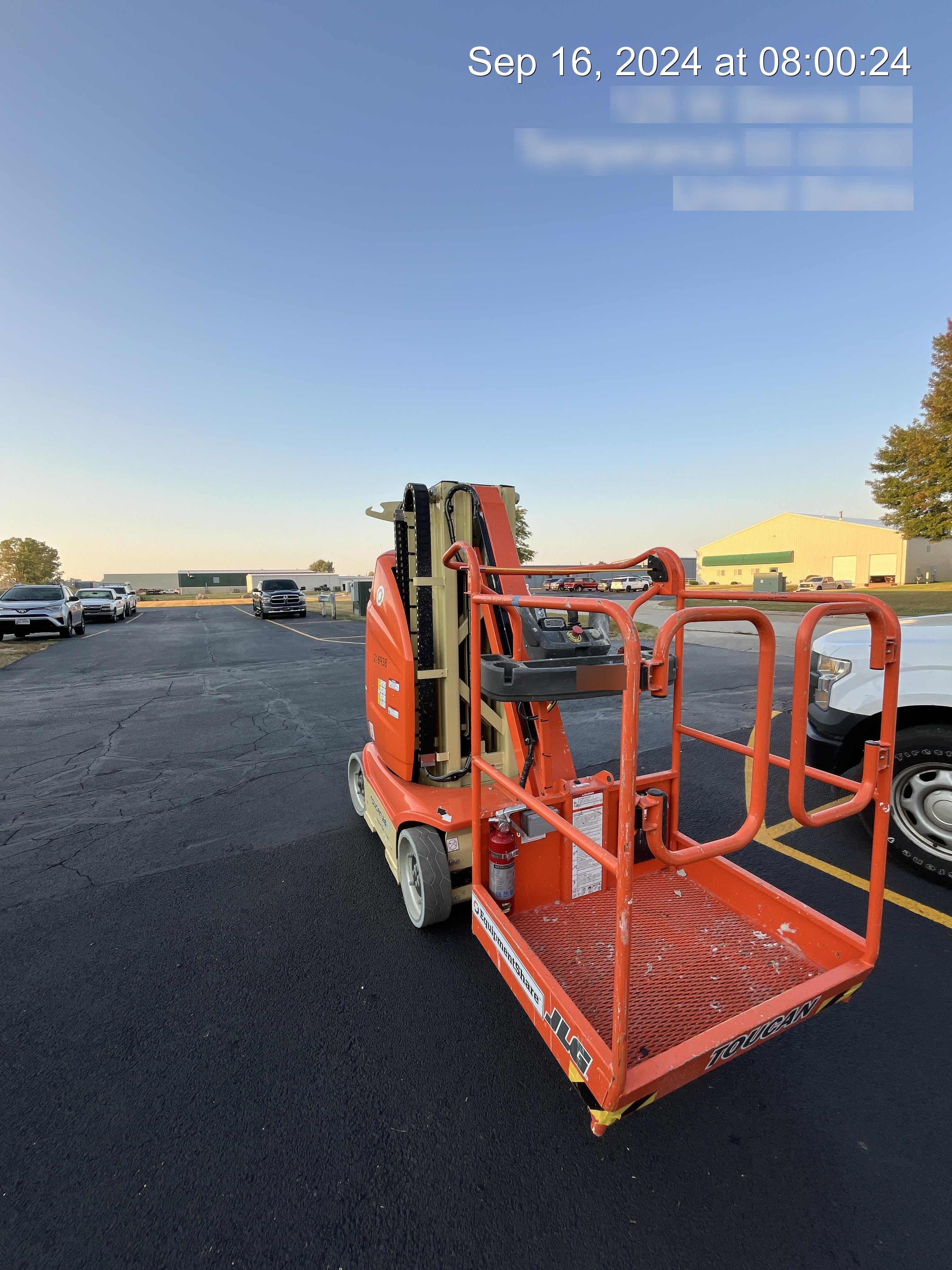 2022 JLG 26E