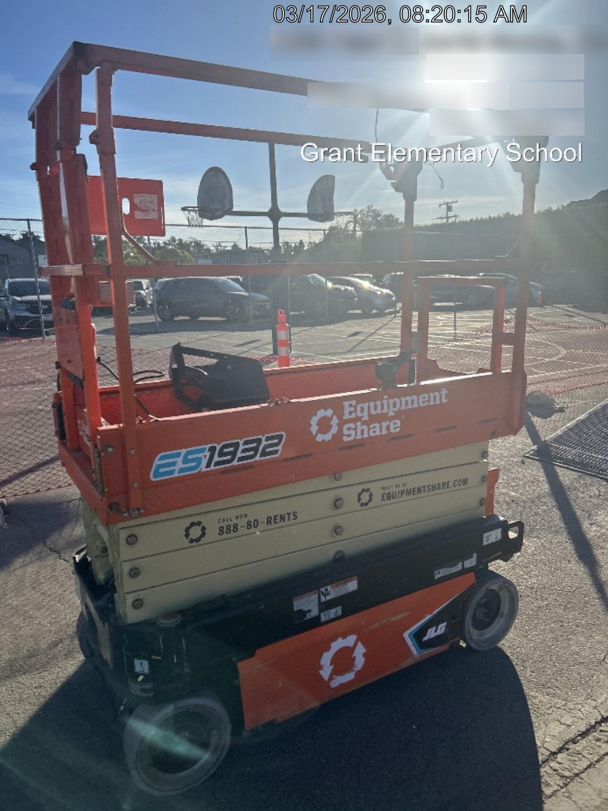 2022 JLG ES1932