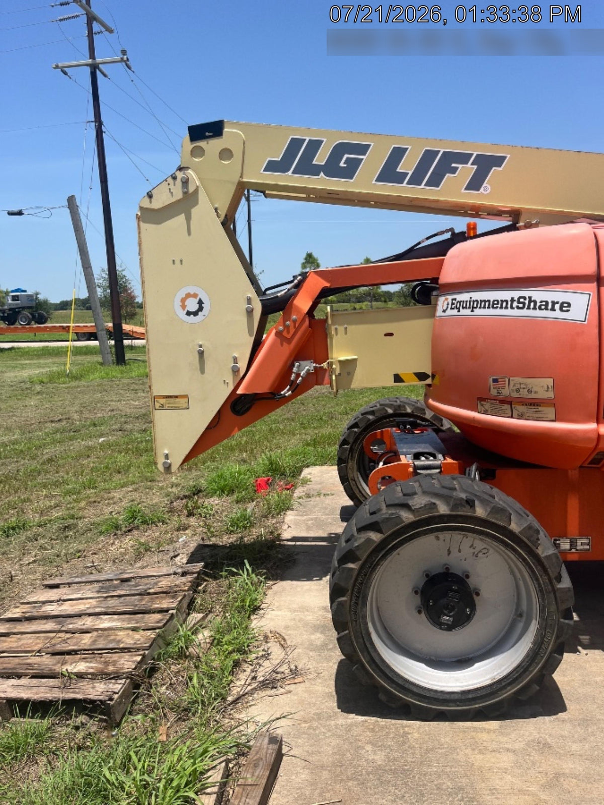 2021 JLG 600AJ