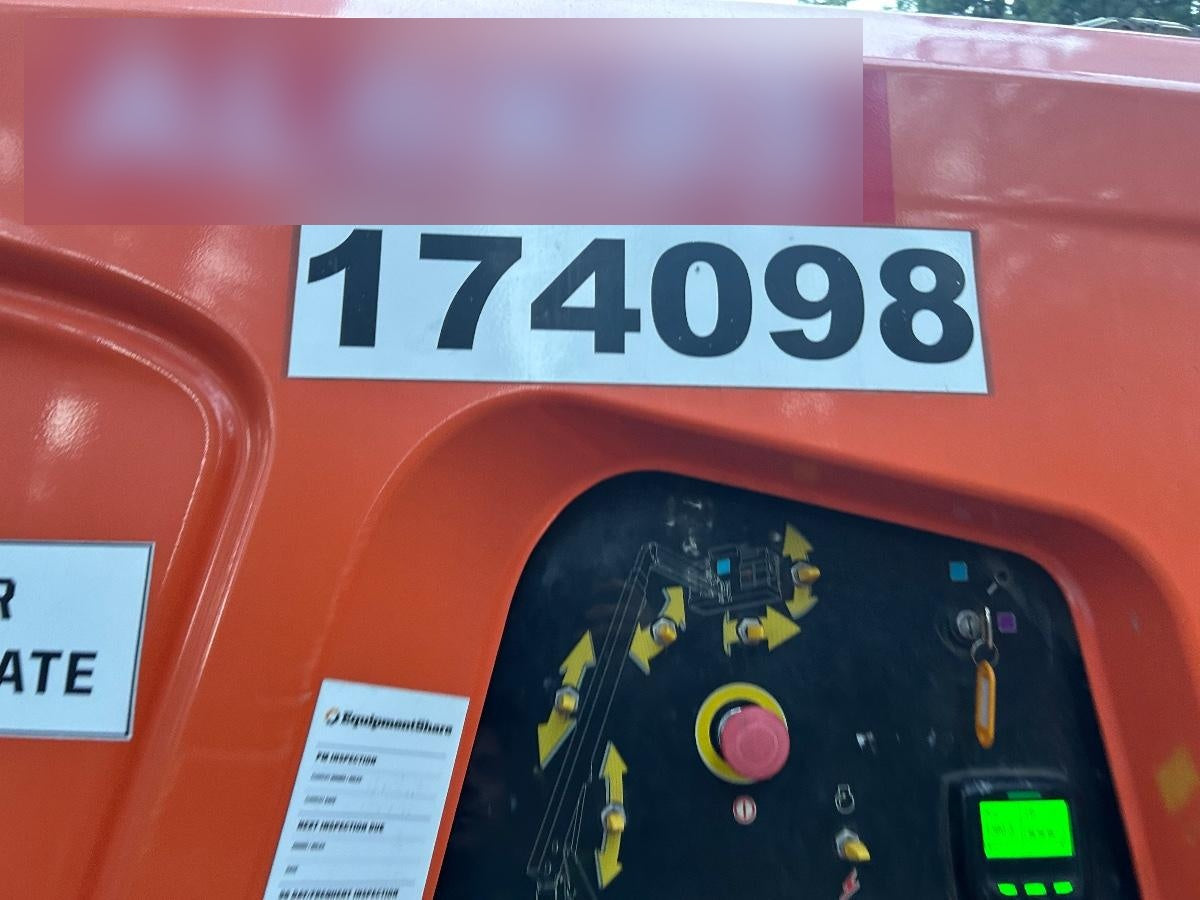 2021 JLG 660SJ