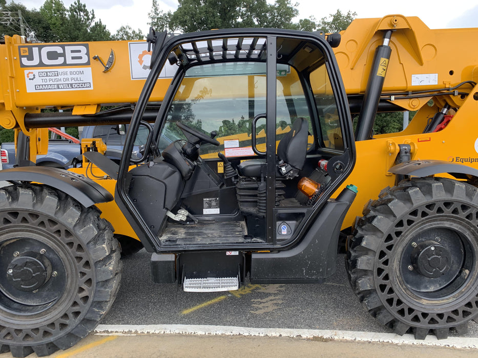 2020 JCB 510-56 Canopy, Solid Tires, Work Lights, Beacon, Aux Hydraulics, Back up Alarm, Lifting Eye, ES Decals