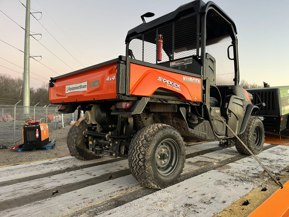 2019 Kubota RTV-XG850WL-H 4wd Utility Cart, Gas, 2 Seat, LED Strobe, Windshield Tempered Glass, Plastic Canopy, Wire Harness Kit, Backup Alarm