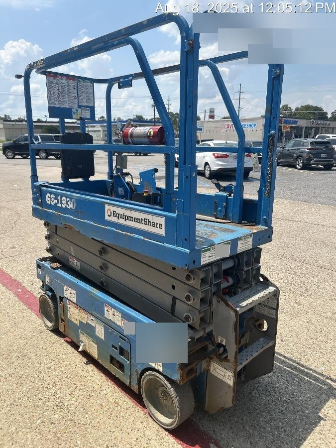 2019 Genie GS-1930 Fixed Rails with Chain Entry