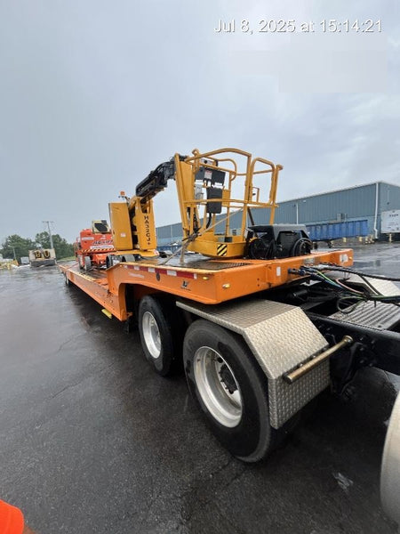 2021 JLG E400AJP Narrow