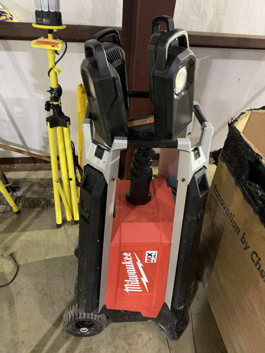 2021 MILWAUKEE MXF041-1XC