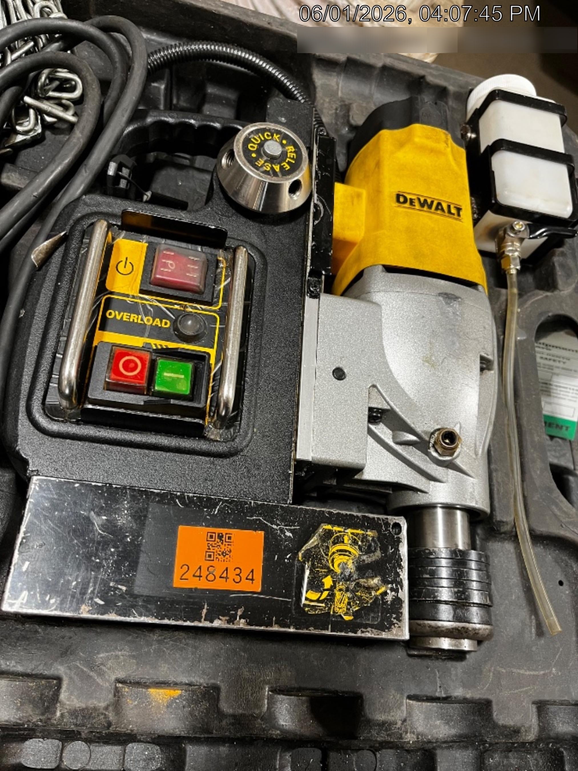 2022 DEWALT DWE1622K