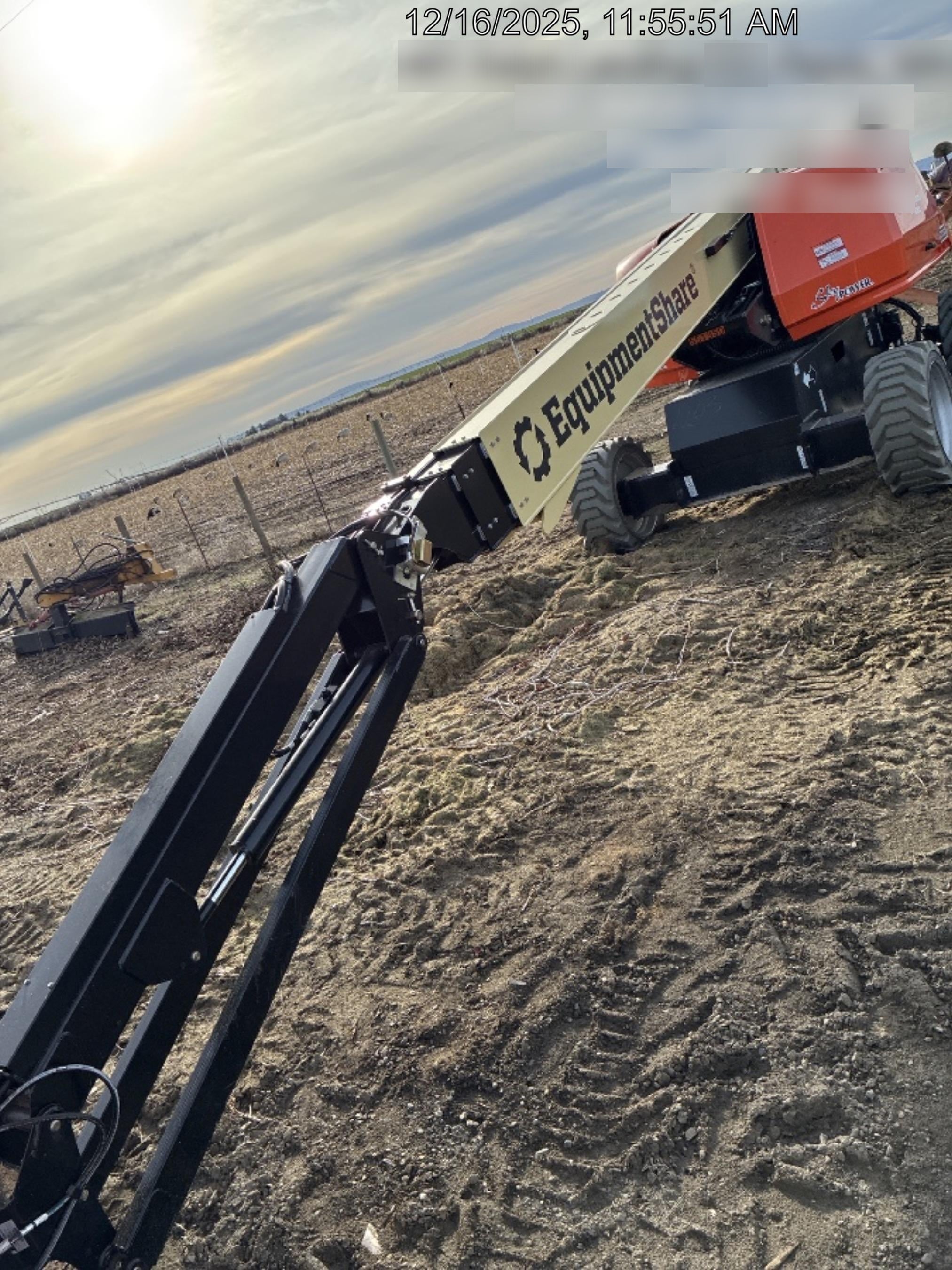 2025 JLG 660SJ