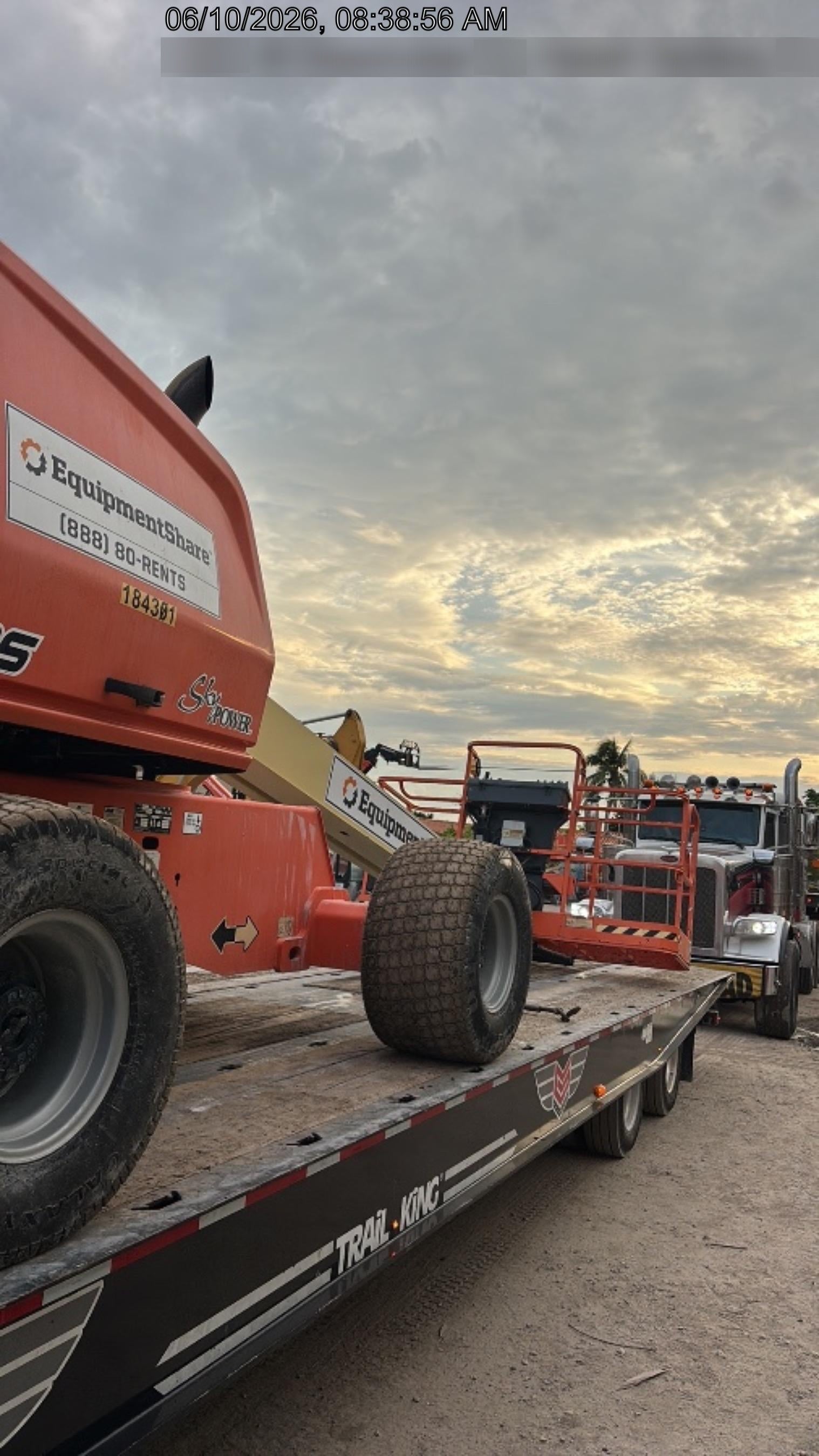 2021 JLG 400S