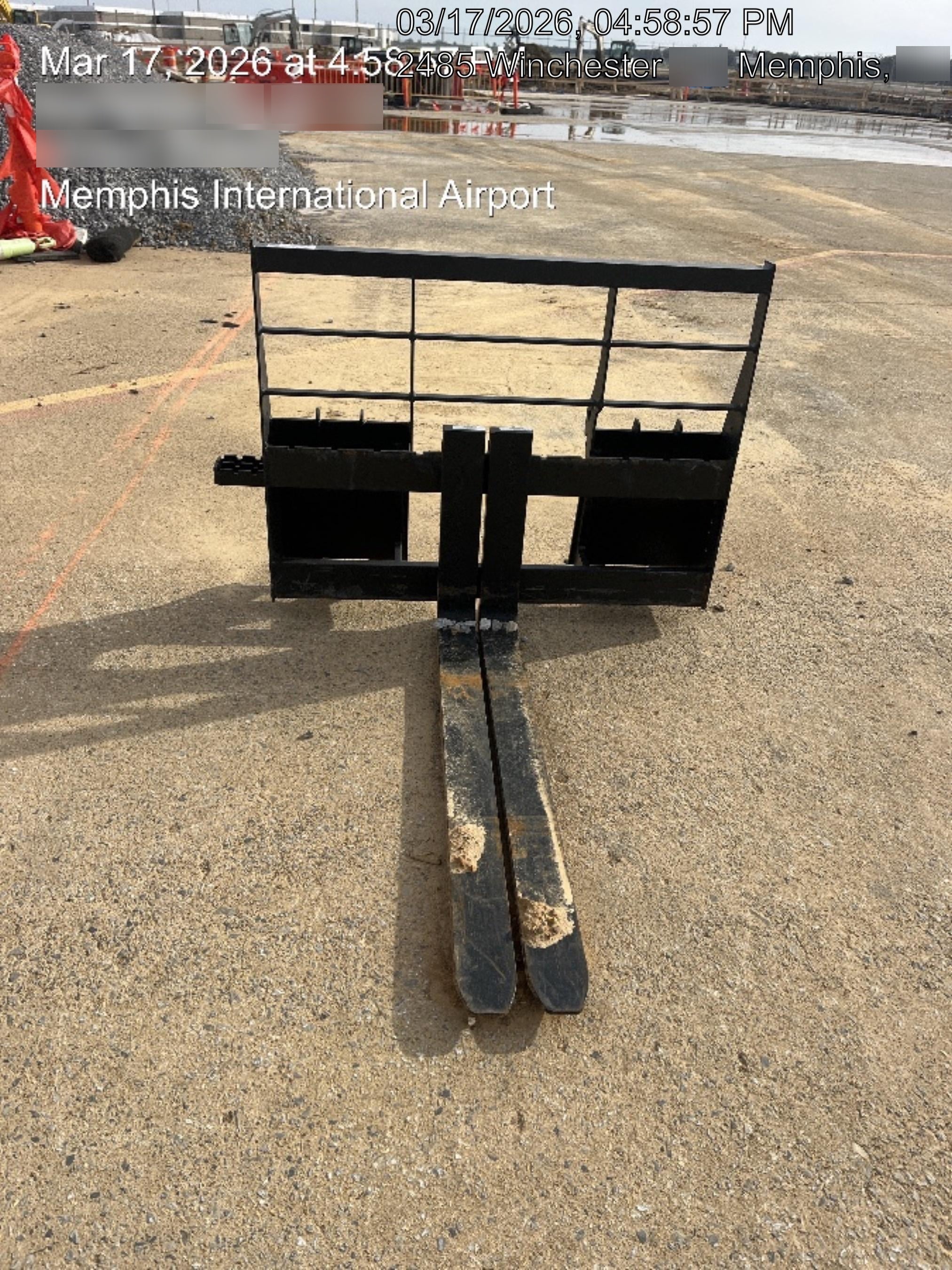 2025 ARROW MATERIAL HANDLING 48" Pallet Forks - Arrow