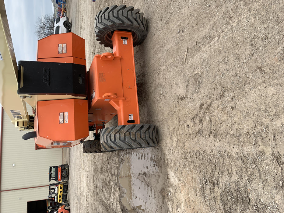 2019 JLG 800AJ