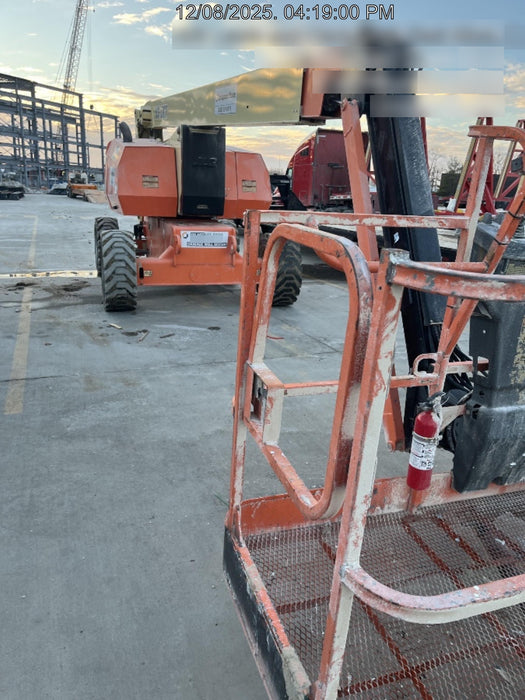 2019 JLG 800AJ