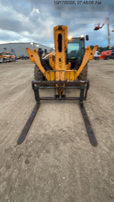 2019 JCB 510-56 Enclosed Cab, 74 HP, Solid Tires, Worklights, Beacon, Aux Hydraulics, Lifting Eye w/66" Carriage/60" Forks