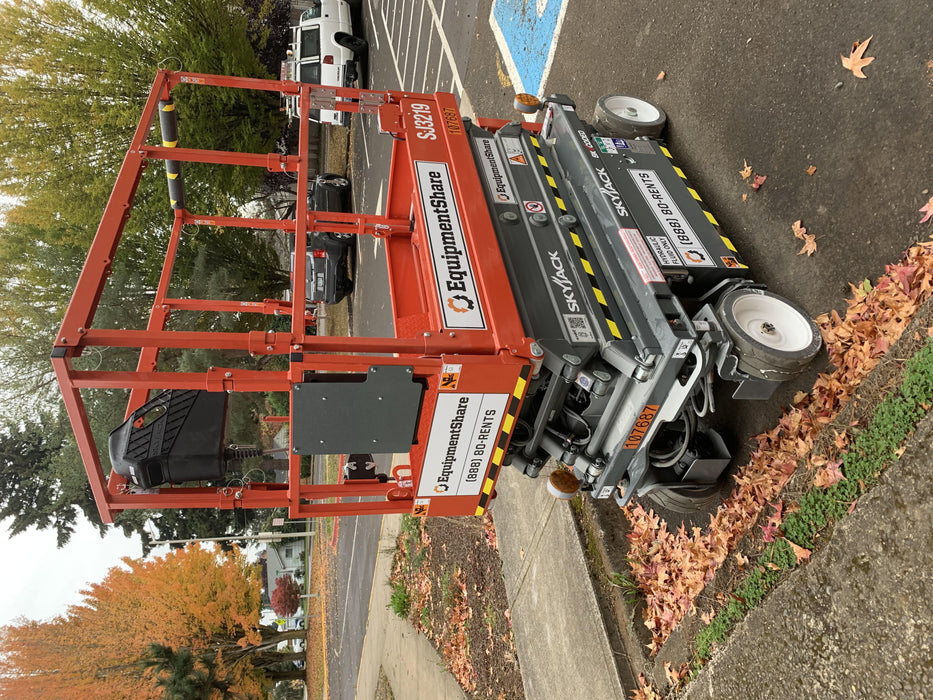 2020 Skyjack SJIII-3219 Solid NM Tires, Half height spring hinged entry gate, Dual Beacons, 800W Inverter