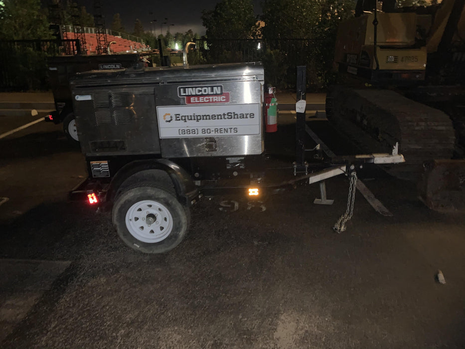 2019 Lincoln Electric Vantage 322 Welder Ready-Pak 3, Two wheel trailer, Fender and Light kit, Cable Rack