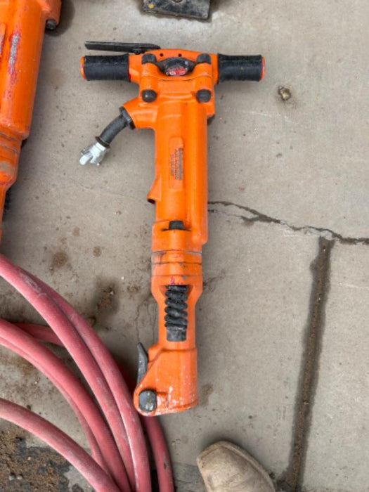 2024 MICHIGAN PNEUMATIC ES-TPB90-118-TRACKER