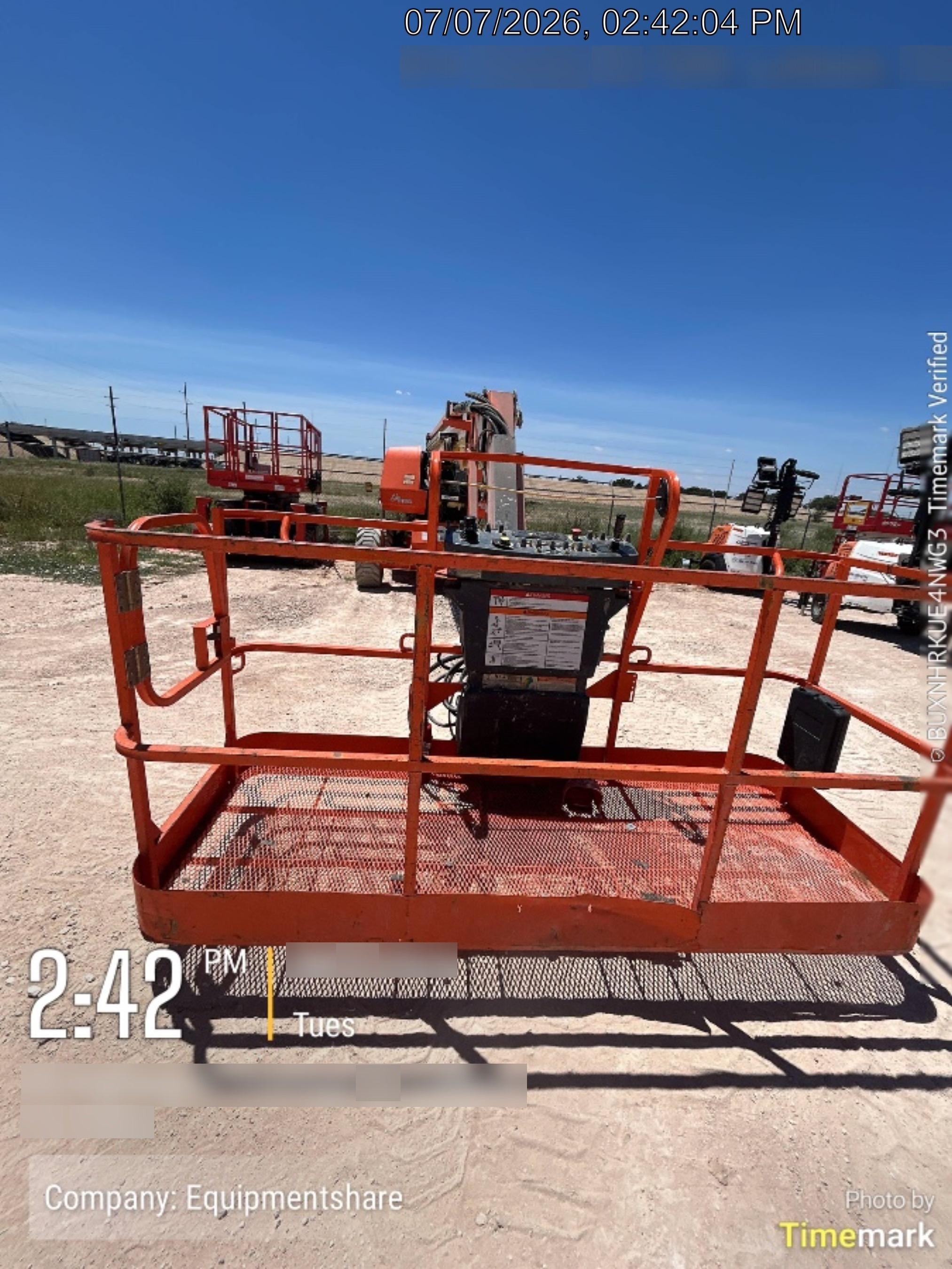 2021 JLG 660SJ