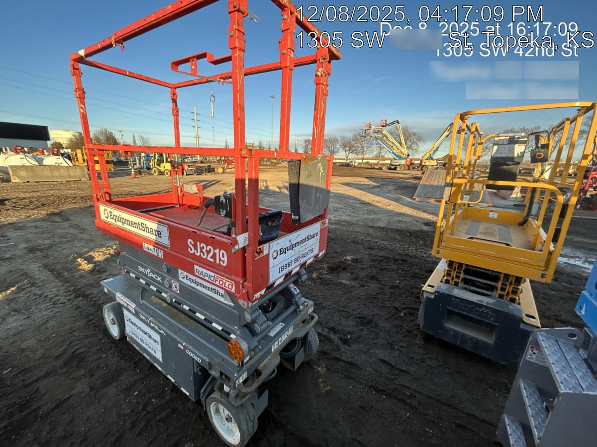 2021 SKYJACK SJ3219
