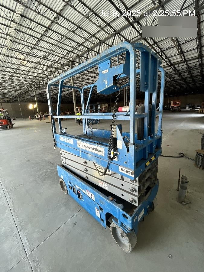 2020 Genie GS-1930 Fixed rails with chain entry gate - Pre A92.20, 800W Inverter