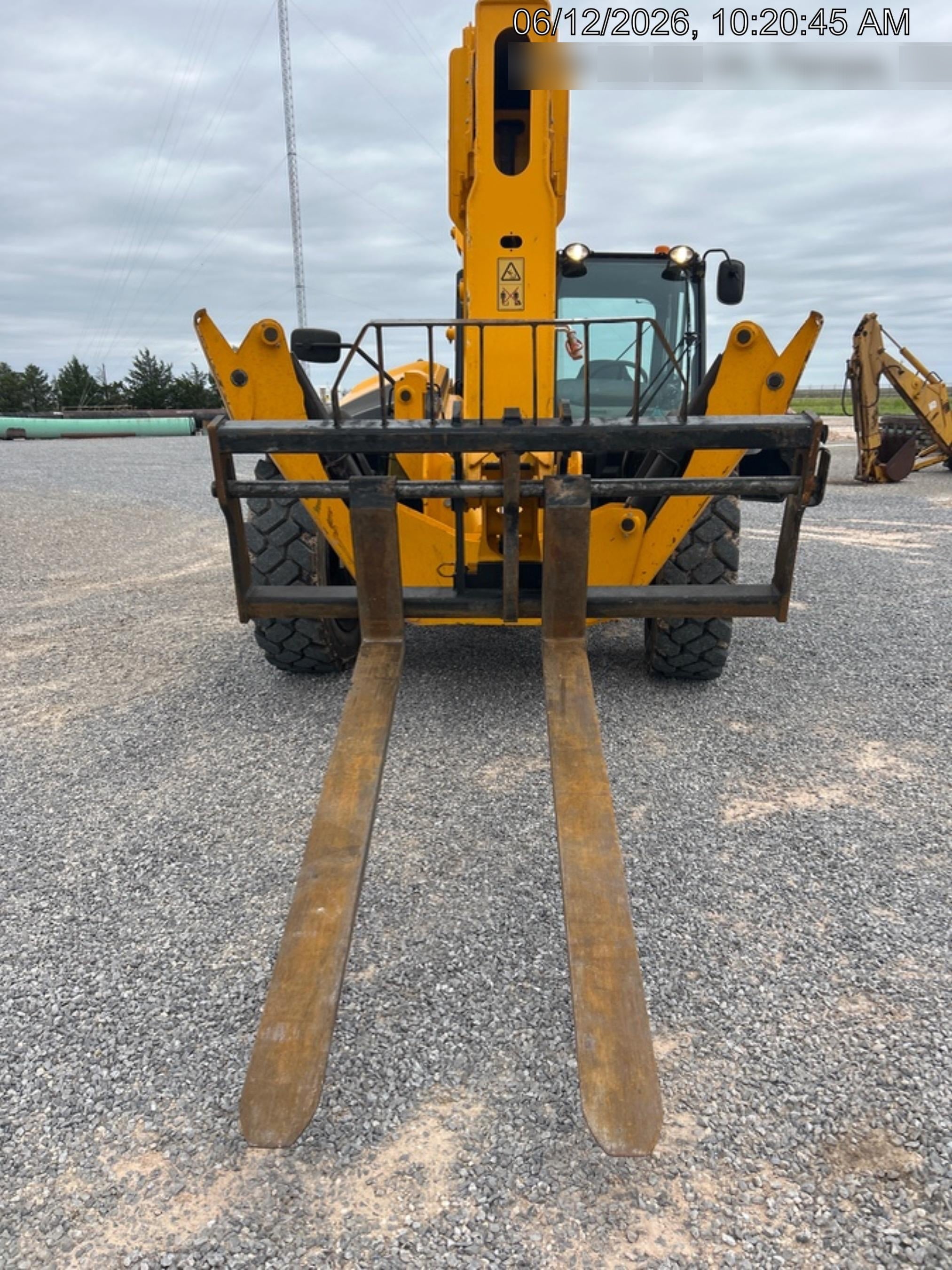 2025 JCB 512-56