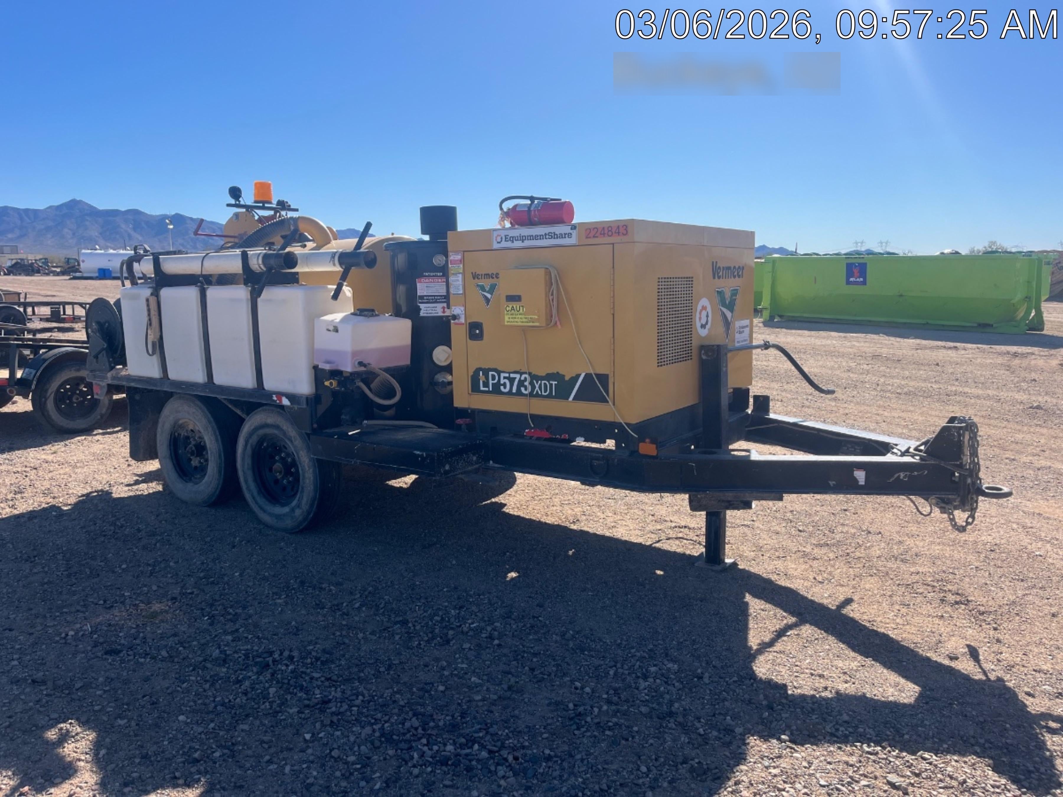 2022 VAC-TRON LP573XDT