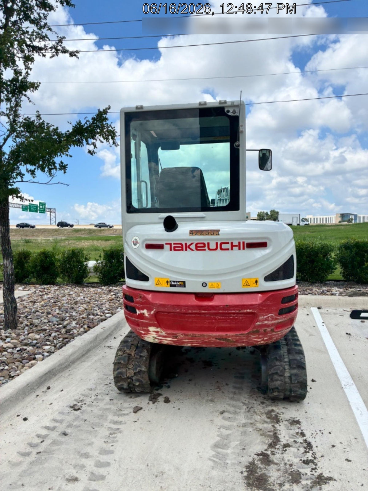 2024 TAKEUCHI TB235-2CR
