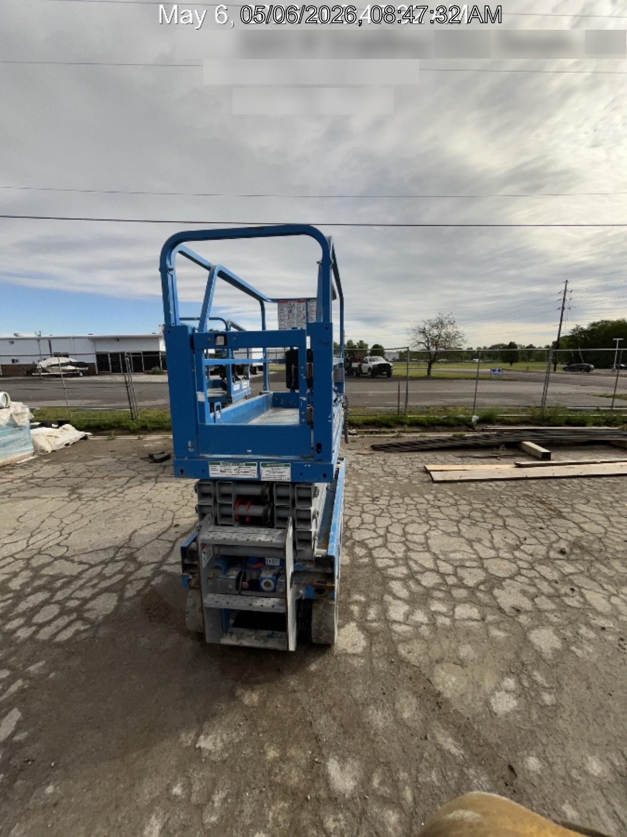 2020 Genie GS-1930 Solid Non Marking Tires, Beacon, Folding rails with half height swing gate