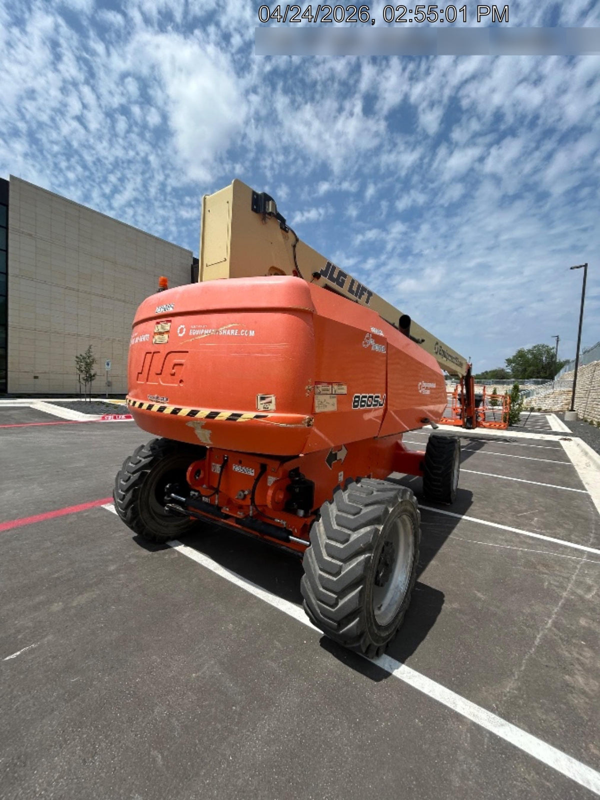 2022 JLG 860SJ