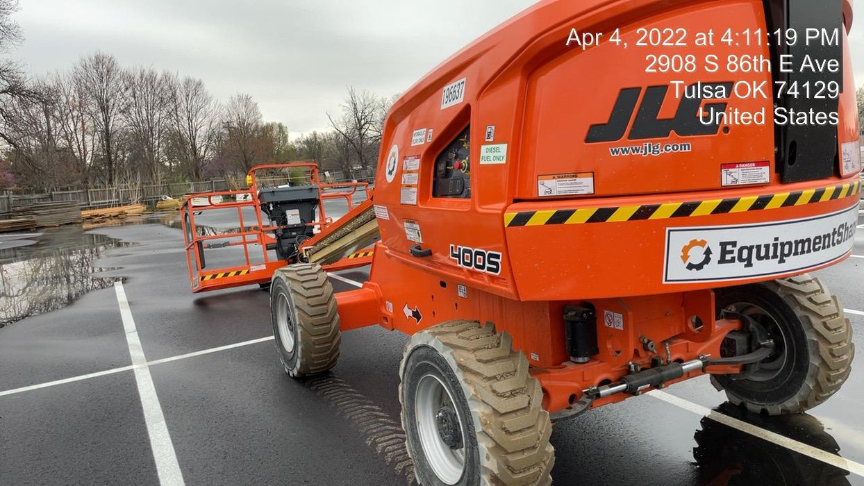 2021 JLG 400S