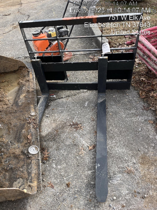 2025 ARROW MATERIAL HANDLING 48" Pallet Forks - Arrow