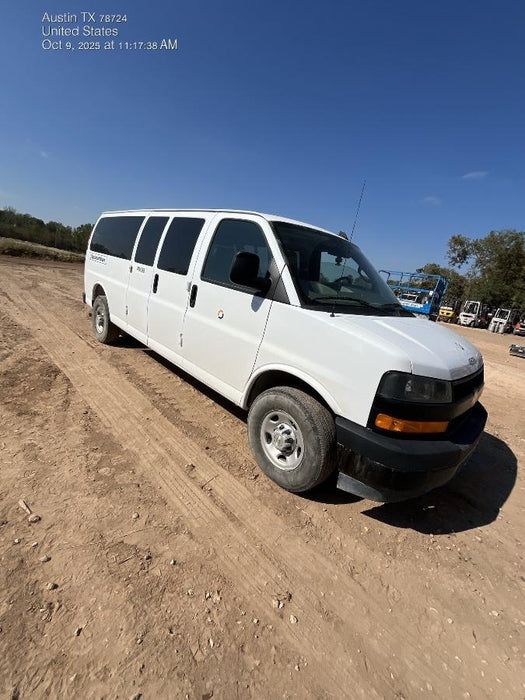2025 CHEVROLET Express Van - Rental