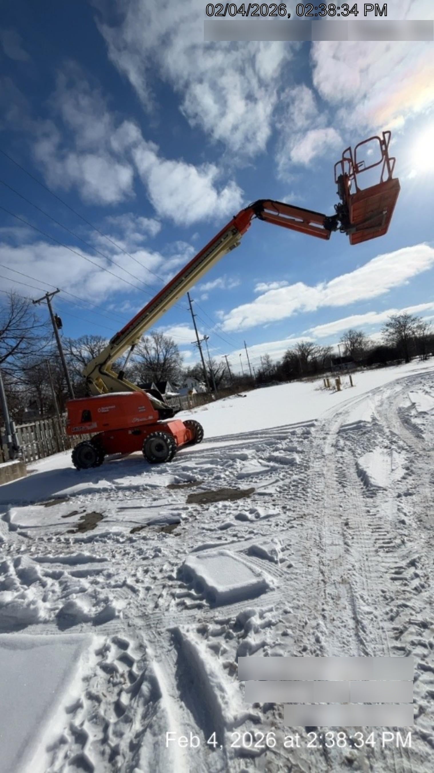 2022 JLG 660SJ